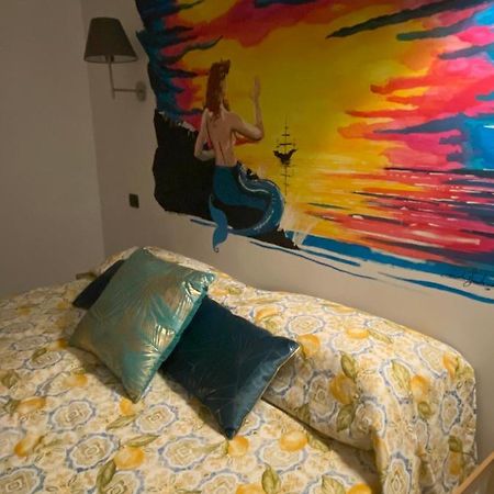 Partenope Comfort Apartman Nápoly Kültér fotó